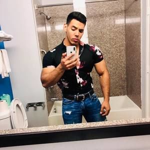 Meet your Posher, Carlos